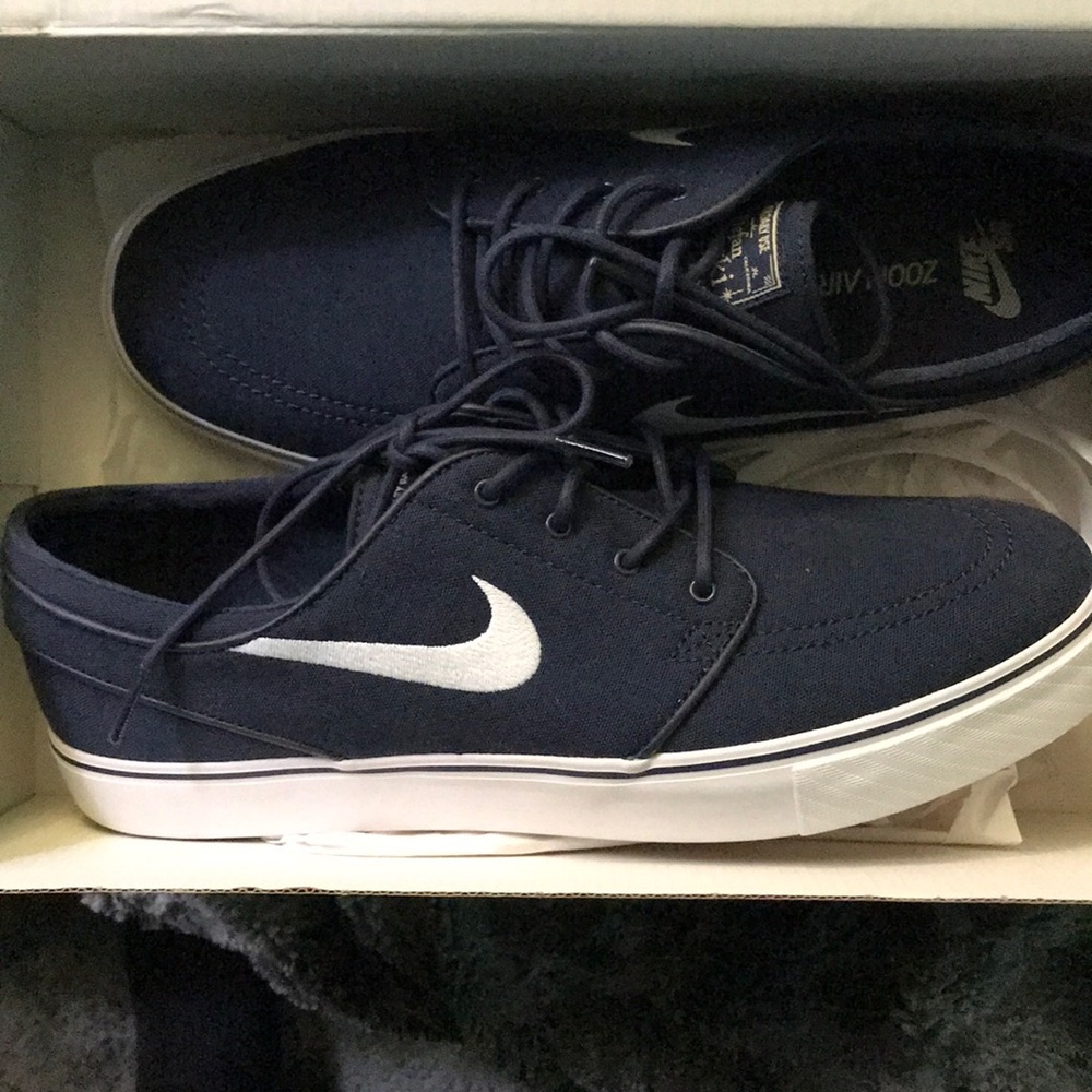 Nike Stephan Janowski